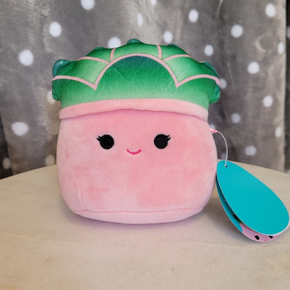 5" Afiyah Squishmallow